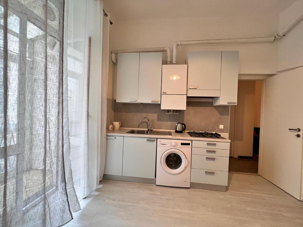 Savona Casa Vacanze Vicino Mare 3 Minuti Wifi Екстериор снимка