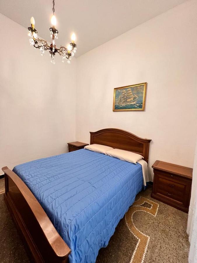 Savona Casa Vacanze Vicino Mare 3 Minuti Wifi Екстериор снимка